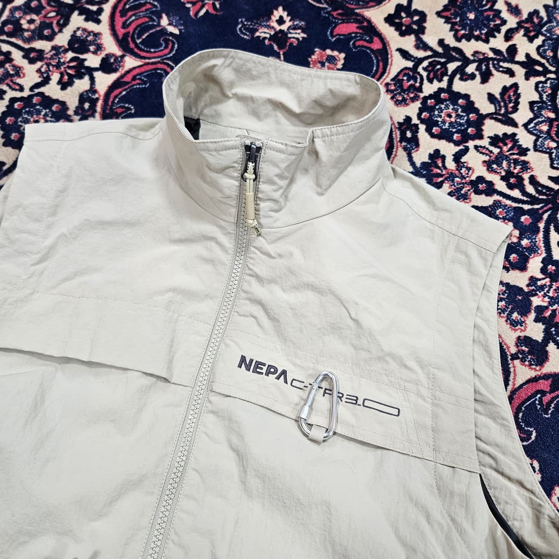 네파(Nepa) 유틸리티 나일론 집업 베스트 M size 상품이미지3