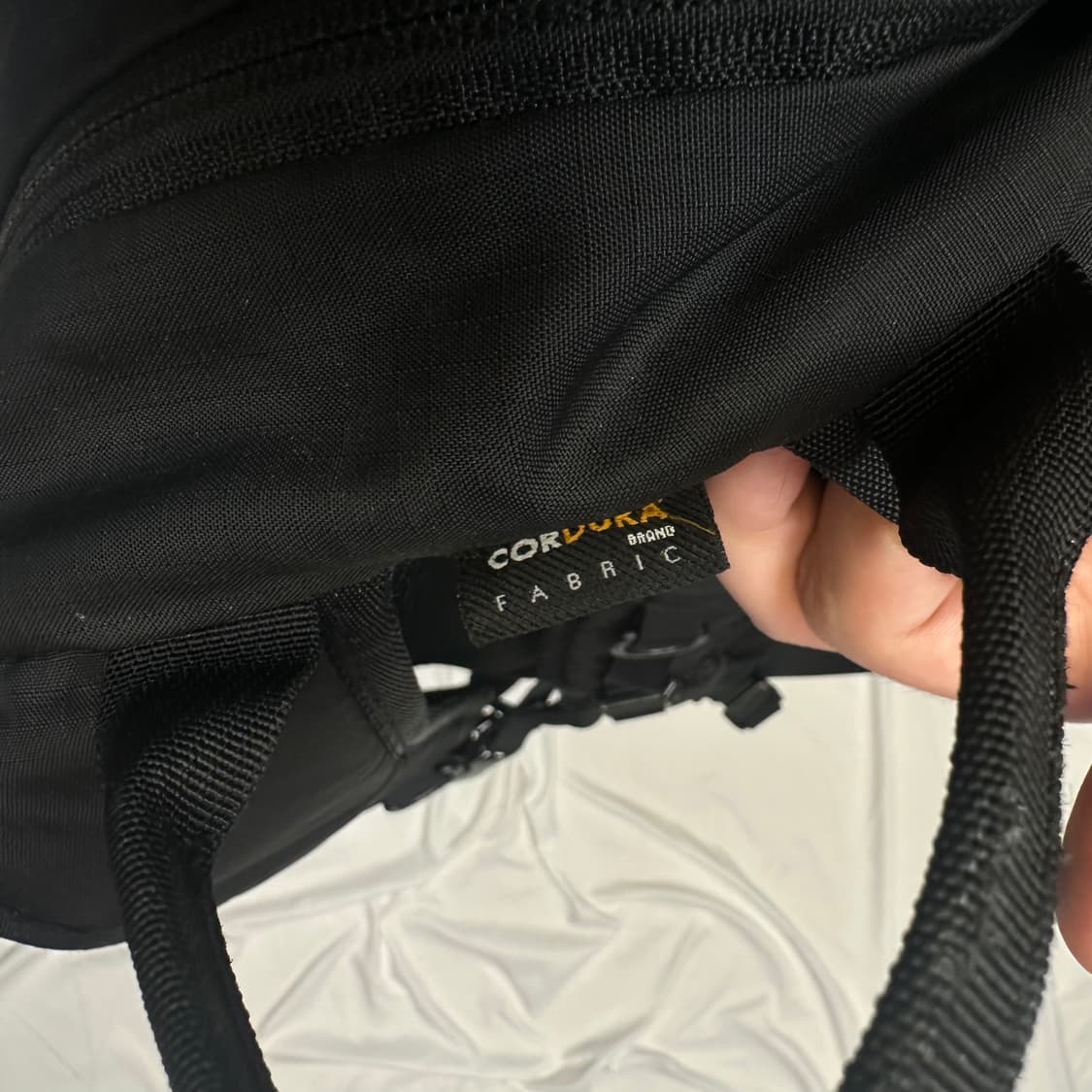 슈프림 17SS 코듀라블랙백팩 상품이미지3