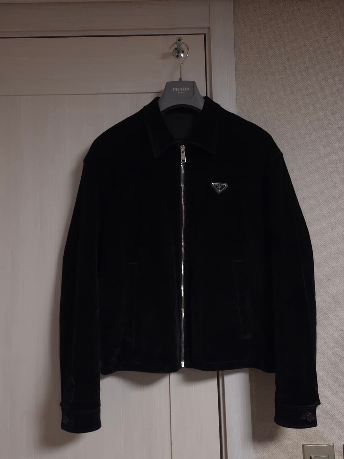 [L] 프라다 벨벳 블루종 자켓 블랙(SGB999) 상품이미지2