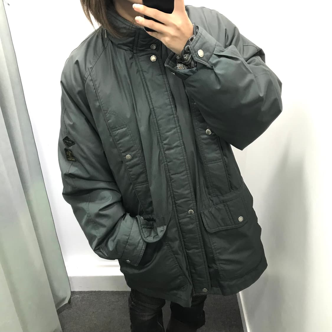 입생로랑 카키 내장후드 구스 다운 자켓 상품이미지1