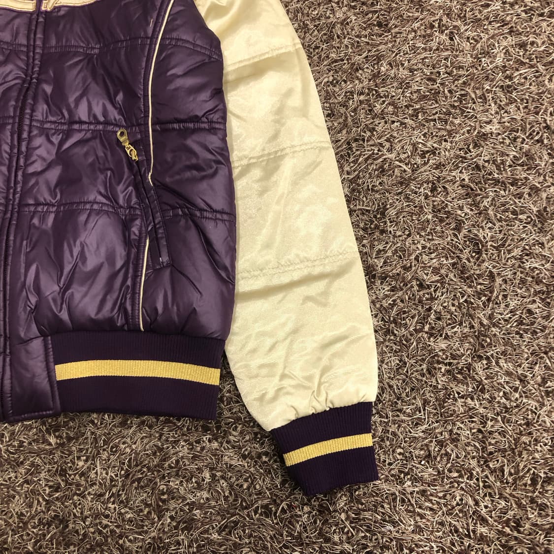 리바이스 퍼플 후드 패딩 점퍼 상품이미지3