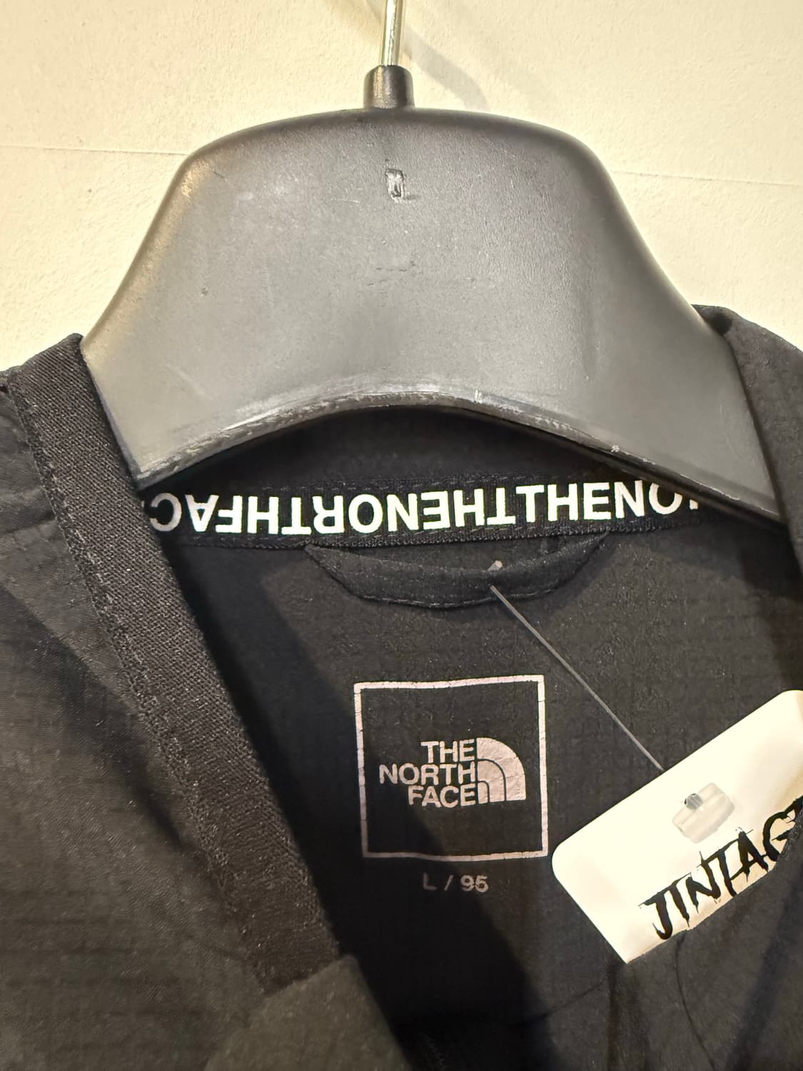 노스페이스 블랙 바람막이 상품이미지3