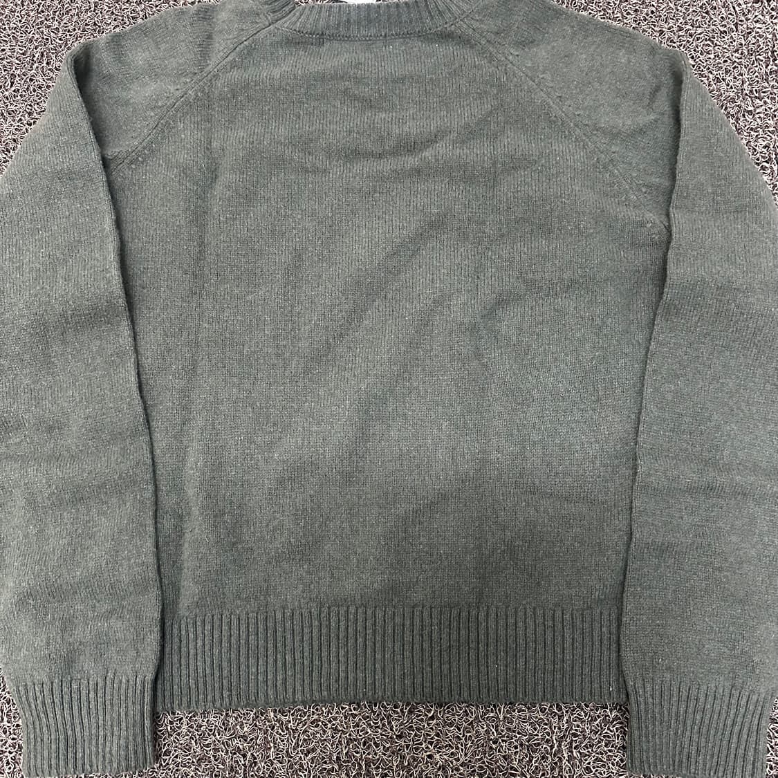 [새상품] TOPTEN 탑텐 여성 니트 카키 100사이즈 상품이미지6