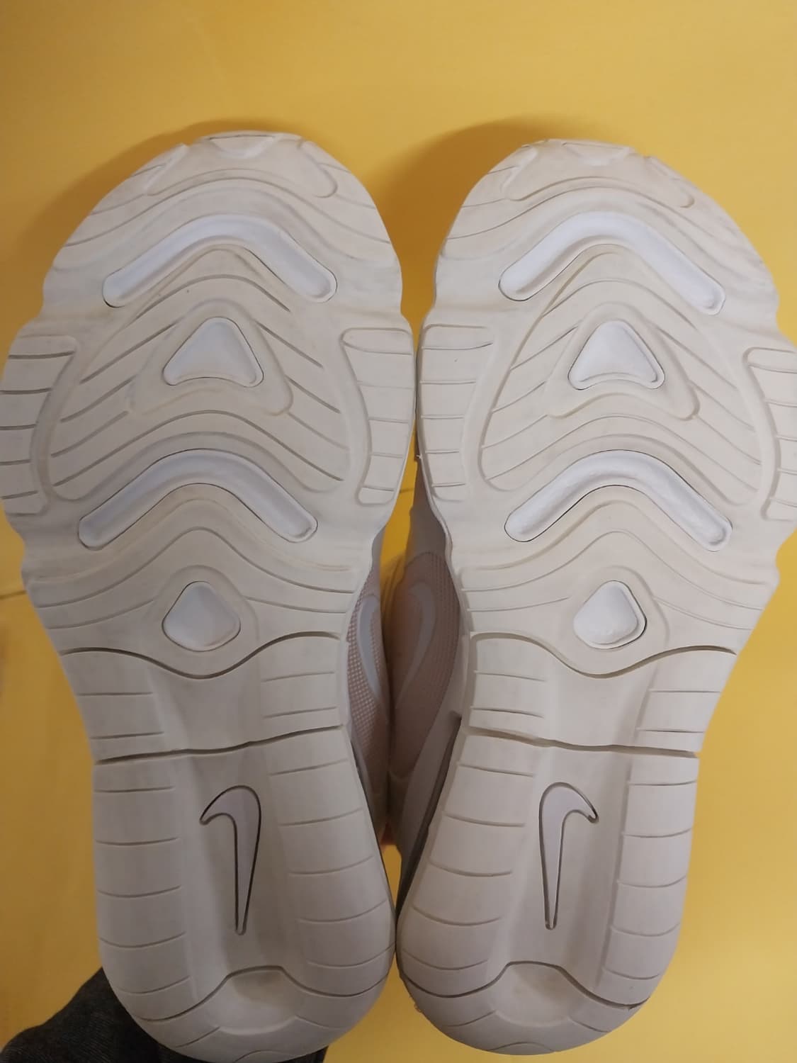 여성 나이키 에어맥스 200 소프트핑크 운동화 (255) 상품이미지8