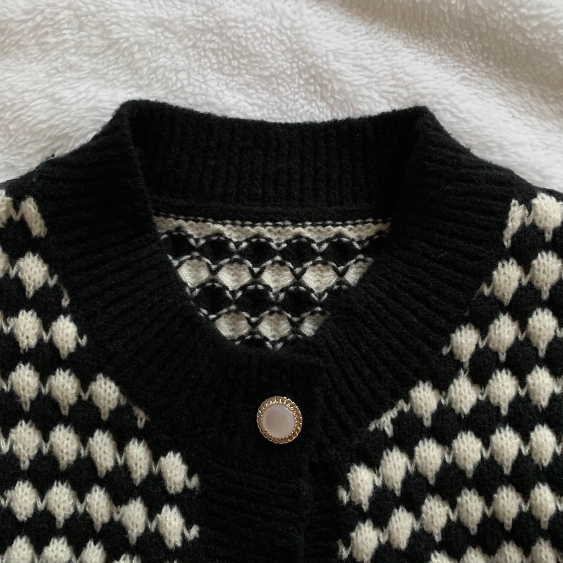 빈티지 골드 버튼 포인트 하운드투스 체크 니트 가디건 상품이미지5