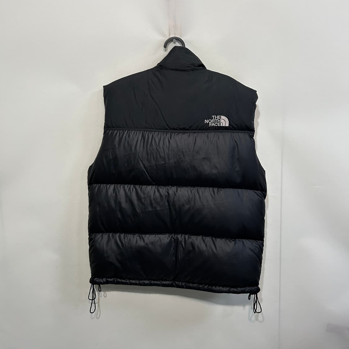노스페이스 700 남성 패딩조끼 100 정품 블랙 상태굿 상품이미지2
