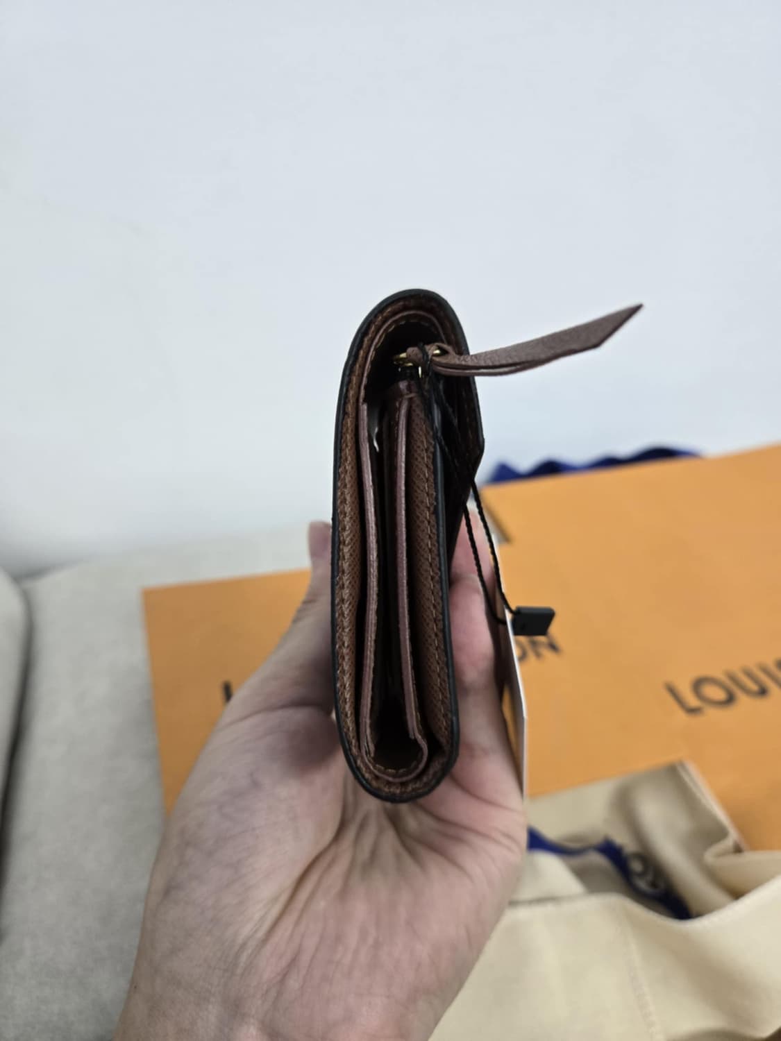 [보증서 A급]루이비통 빅토린월릿 상품이미지3