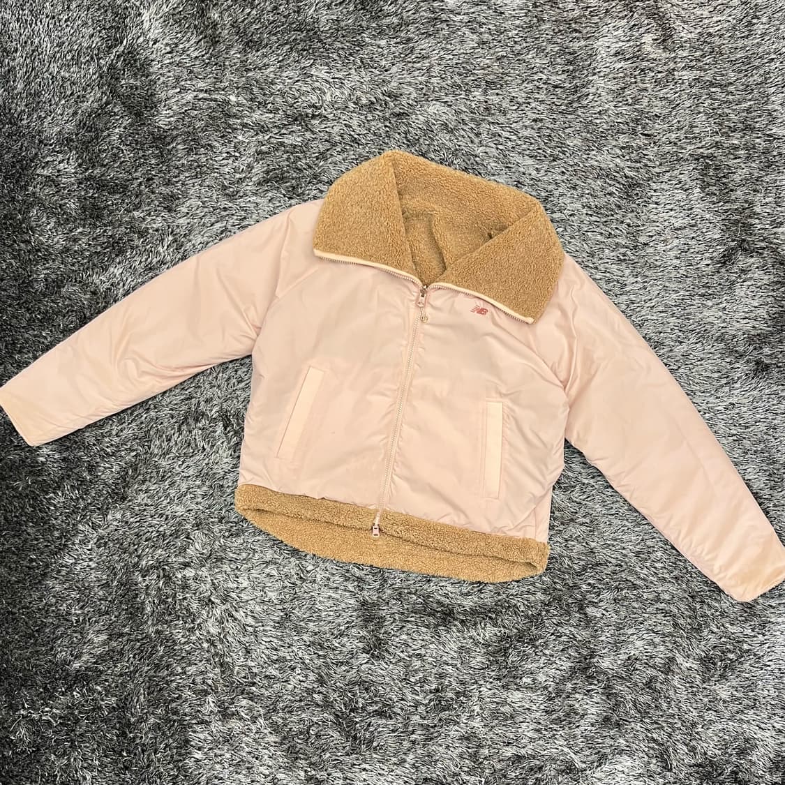 뉴발란스 여성 리버시블 자켓 (85) 상품이미지5