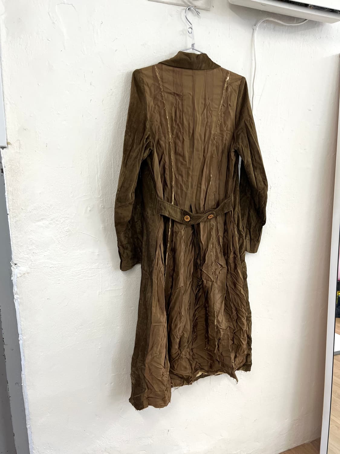 A TENTATIVE ATELIER 아티저널 벨루어 롱코트 상품이미지7