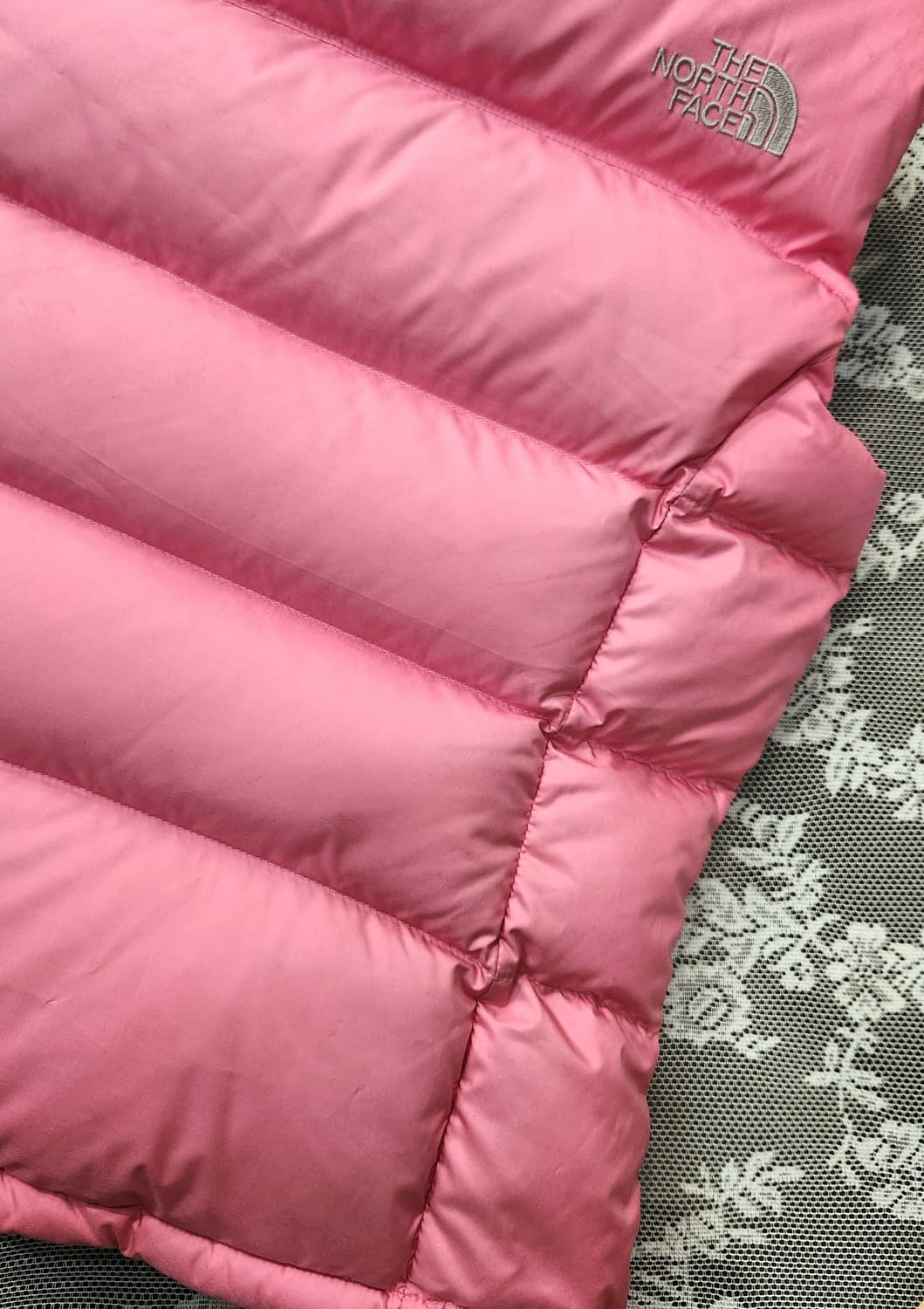 노스페이스 눕스 700 핑크 패딩조끼 상품이미지5