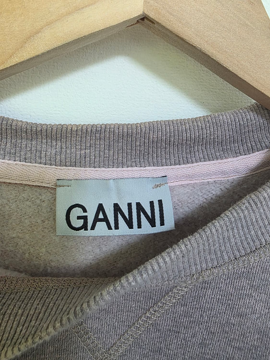 가니 GANNI 스마일 핑크보카시 그레이 기모 스웻셔츠 S 상품이미지3