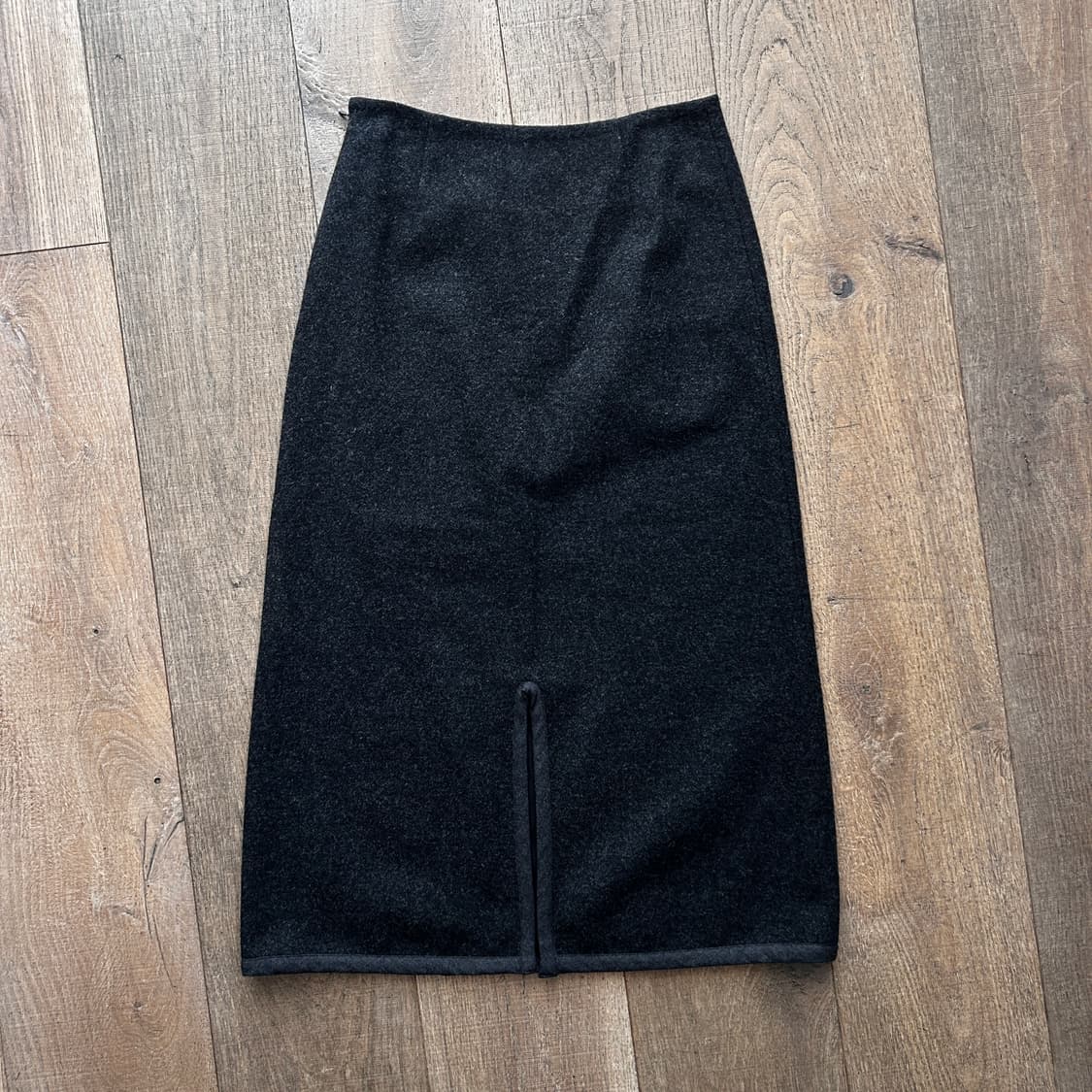 Slit Detail Wool Basic Skirt 상품이미지9