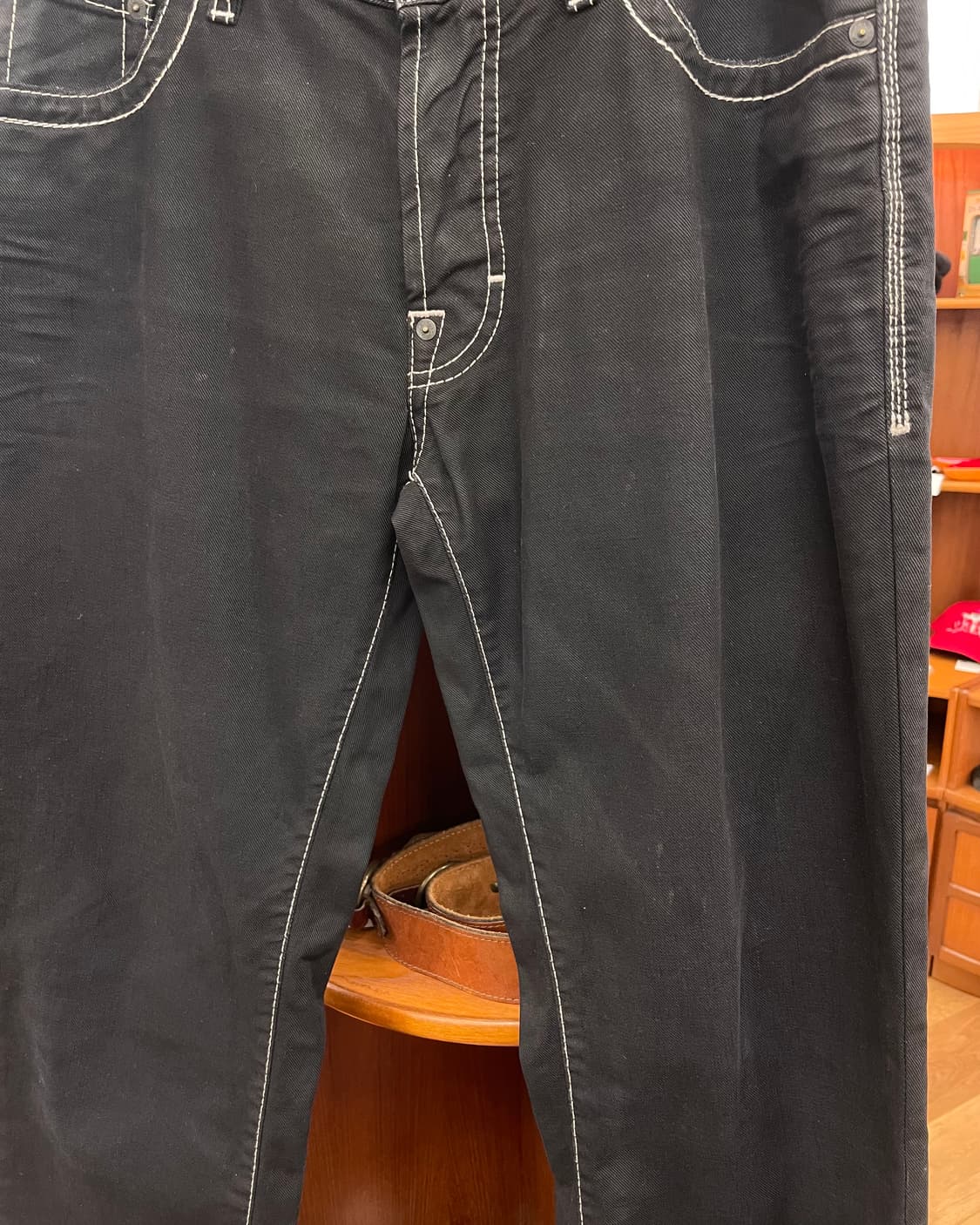 [32] 휴고보스 블랙 데님 팬츠 상품이미지7