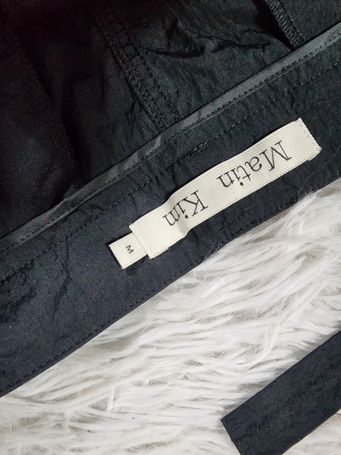 마뗑킴 포켓 레이어드 롱 스커트 블랙 상품이미지6