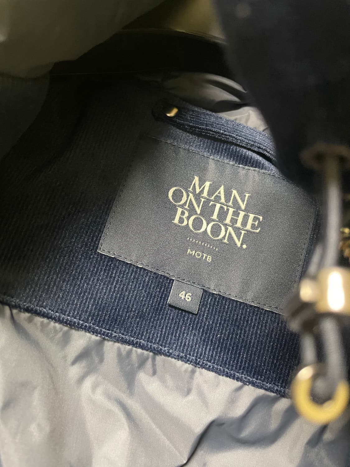 맨온더분(MOTB) 코듀로이 구스다운 패딩 자켓 상품이미지3