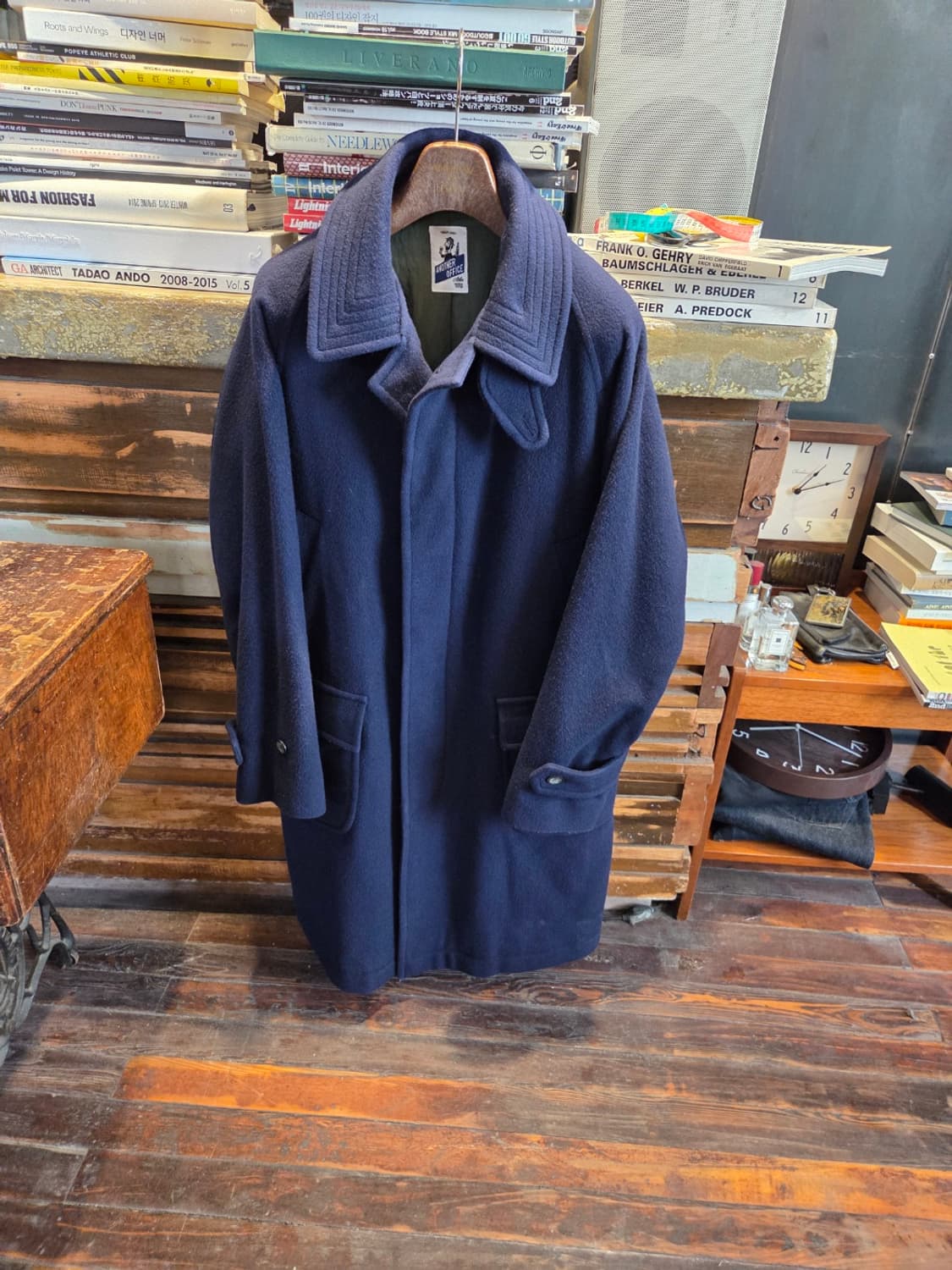 어나더오피스 코트 상품이미지1