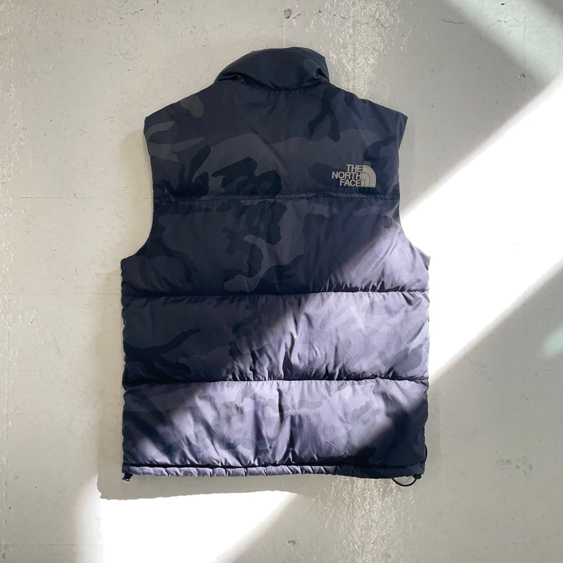 thenorthface 눕시 700 카모플라주 베스트 상품이미지4