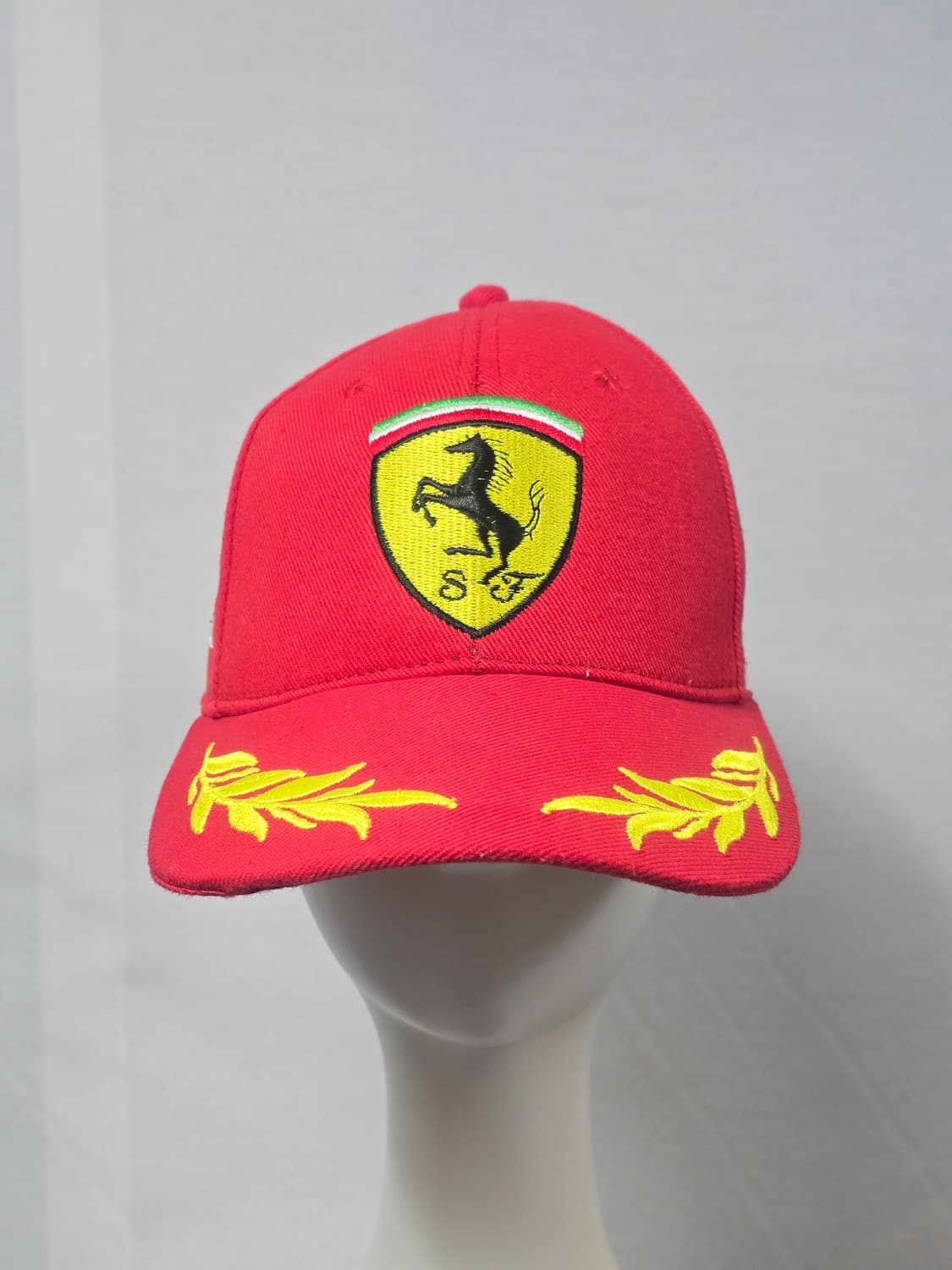 Ferrari 페라리 월계관 볼캡  상품이미지1