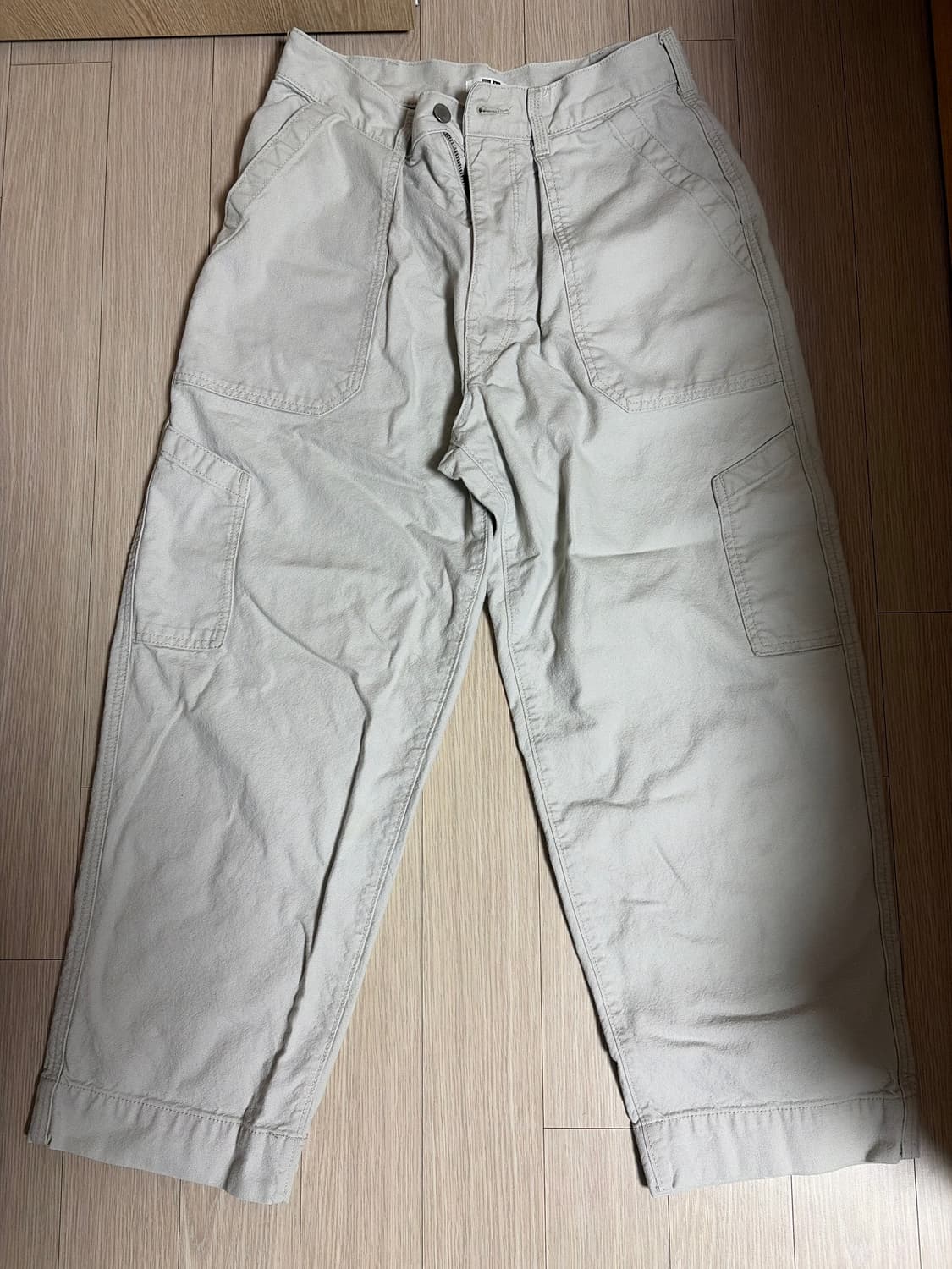 유니클로 U 와이드핏 베이커 팬츠 내츄럴 76 상품이미지2