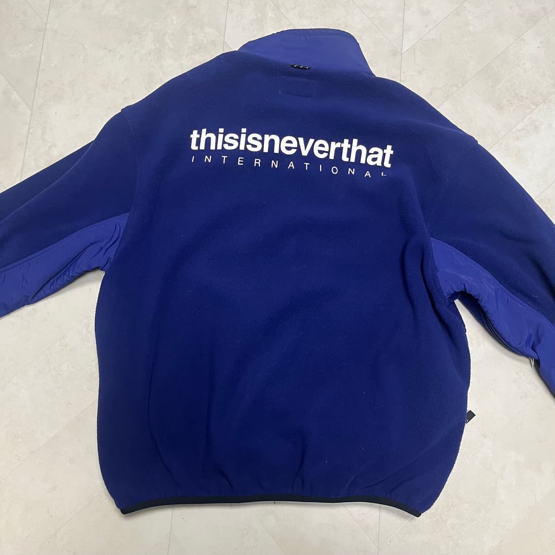 (M)디스이즈네버댓 로고 후리스 집업 블루 상품이미지3