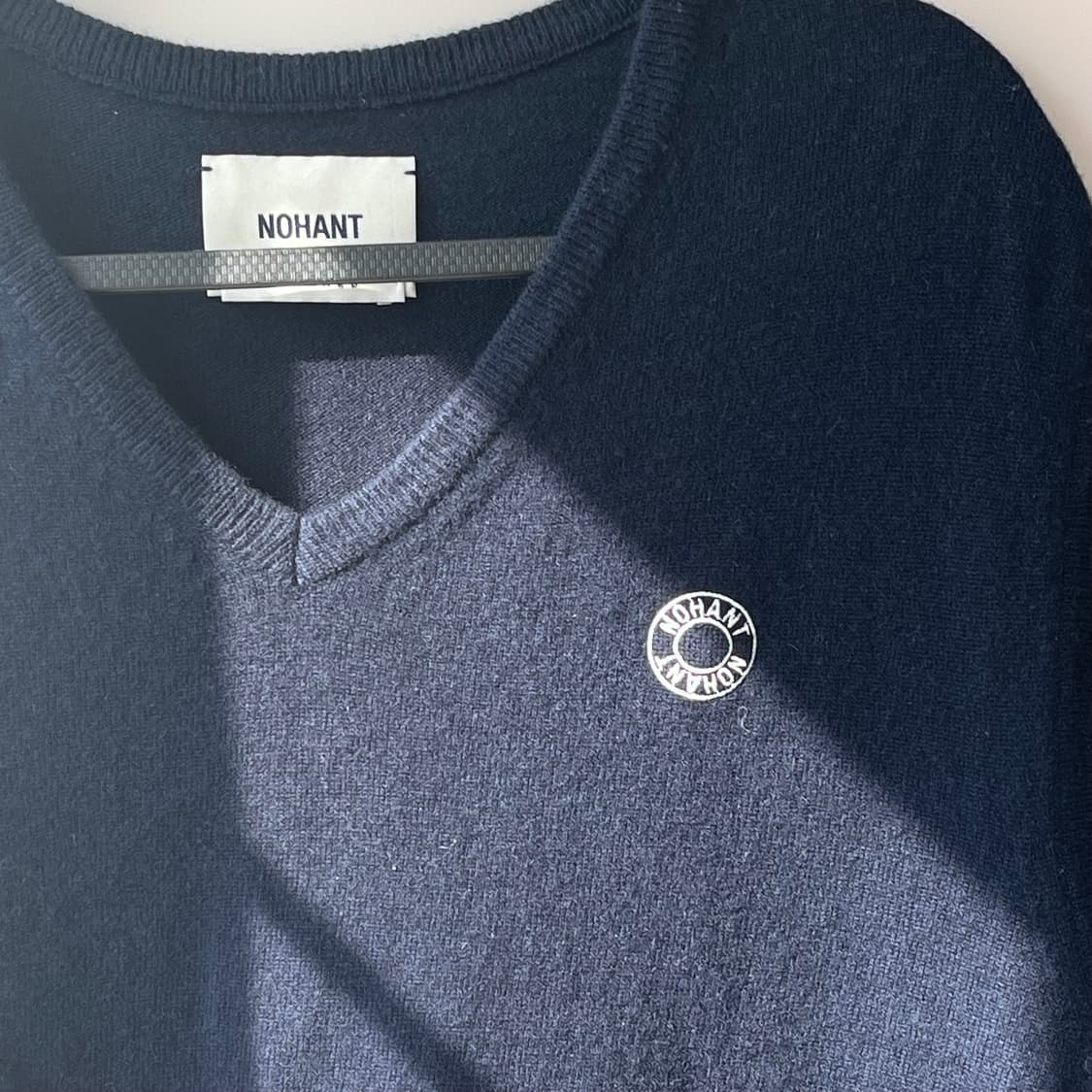 NOHANT 노앙 캐시미어 브이넥 니트 네이비 F 공용 상품이미지3
