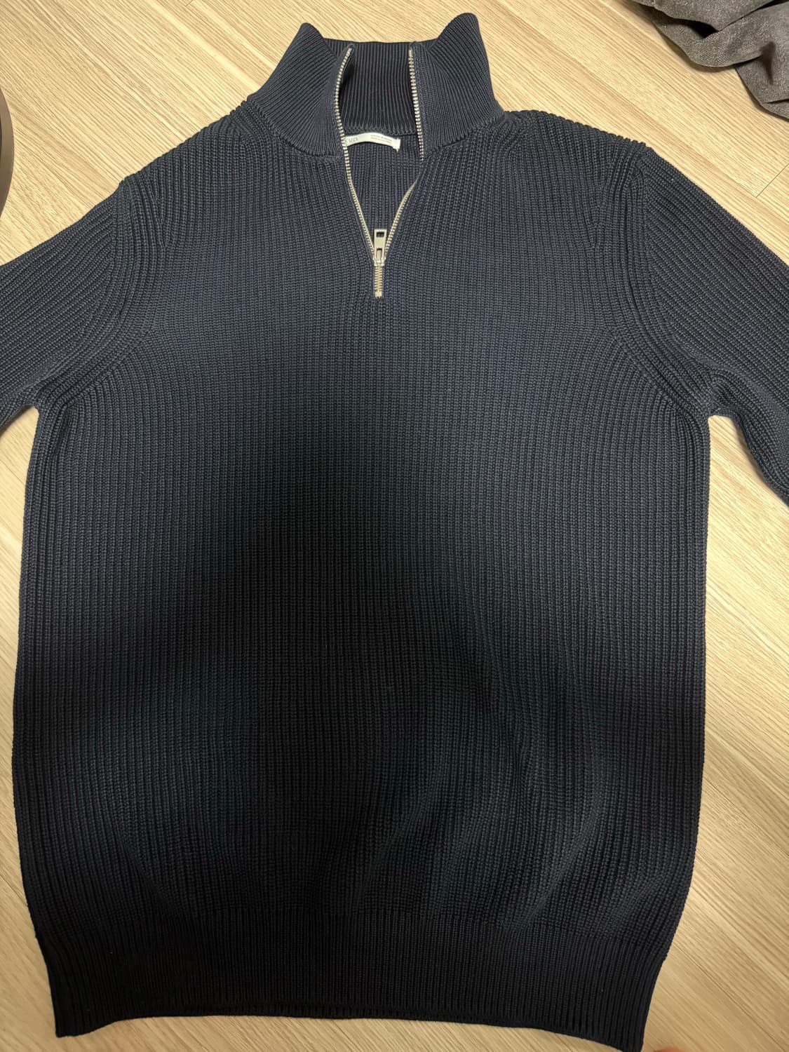 자라 니트 반집업 팝니다 무하자 실착3회 상품이미지1