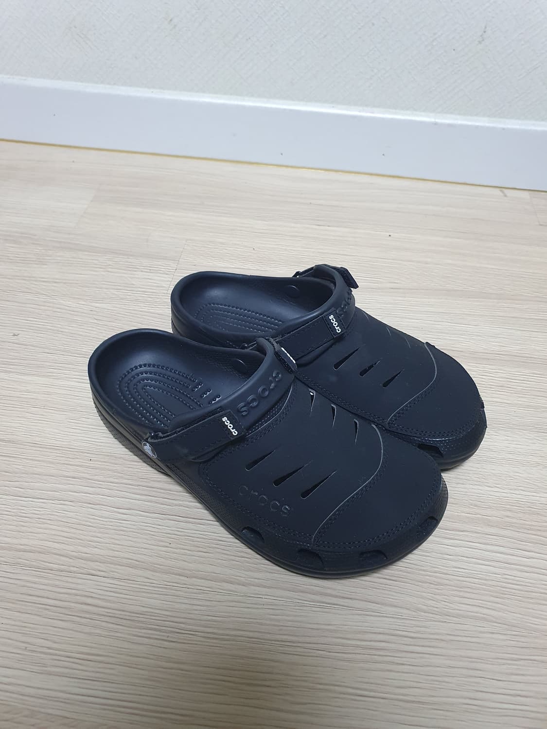 크록스 유콘 슬리퍼 265 상품이미지2