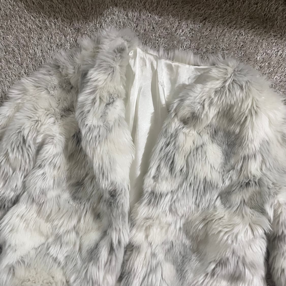 화이트 그레이 믹스 퍼 자켓 갸루 상품이미지3