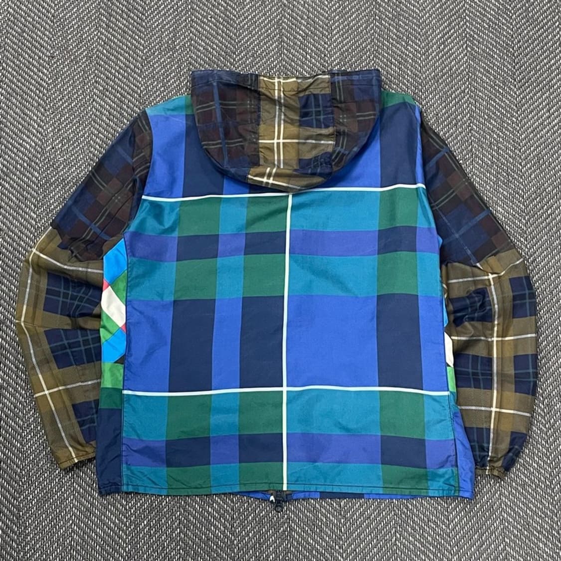 피에르 루이 마시아 패턴 바람막이 v0296 상품이미지2