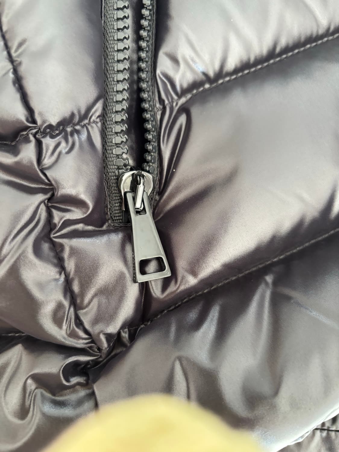 몽클레어 바디블랙패딩 상품이미지8