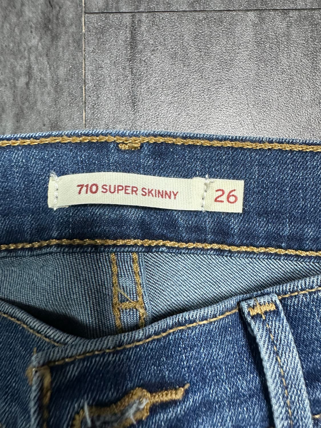 리바이스 710 슈퍼 스키니진 26사이즈 상품이미지3