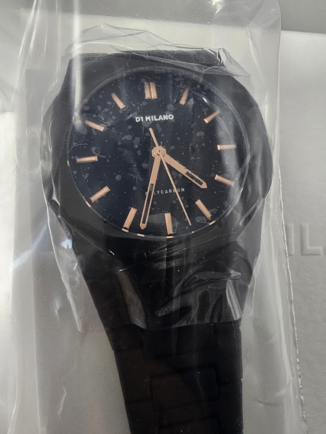 새상품 D1 밀라노 폴리카본 던 라이트 시계 상품이미지3