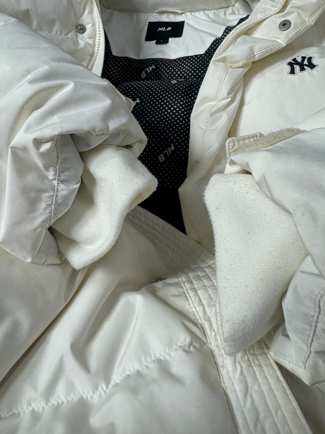 MLB 뉴욕 양키스 롱패딩 화이트 L 상품이미지5