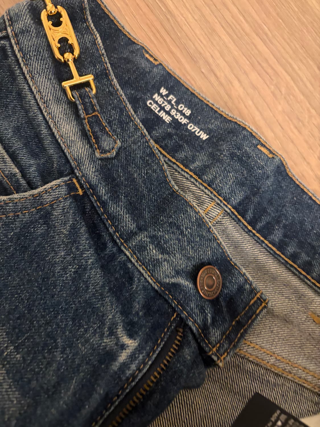 셀린느 딜런 플레어 워시 데님 진 상품이미지4