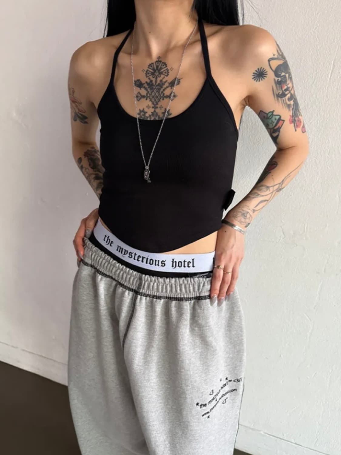 [ONE SIZE] 더 미스테리어스 호텔 HOTEL HOLTER TOP 상품이미지2
