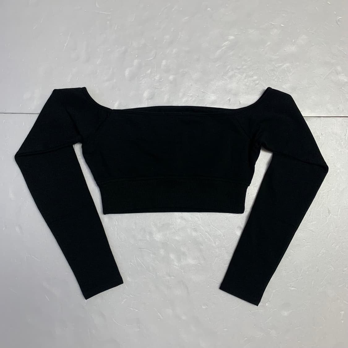 트루 릴리젼 오프숄더 롱슬리브 크롭탑 상품이미지6