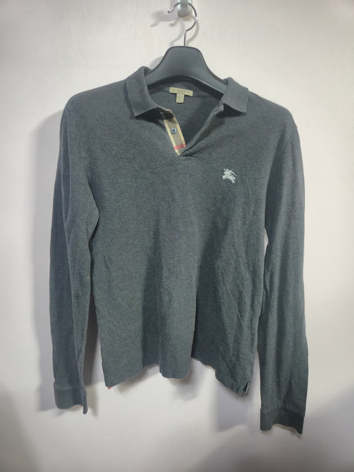 버버리 긴팔티셔츠 상품이미지1