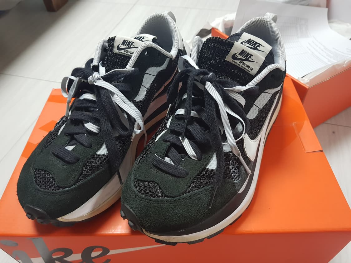 나이키 사카이 베이퍼와플 블랙 화이트 265 상품이미지1