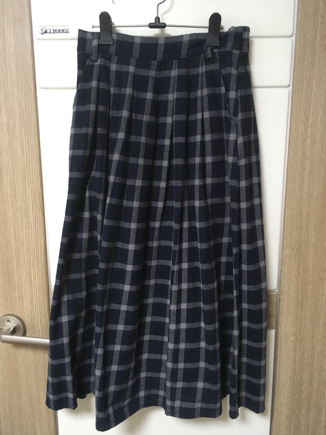 빈티지 남색 체크 롱스커트 상품이미지1