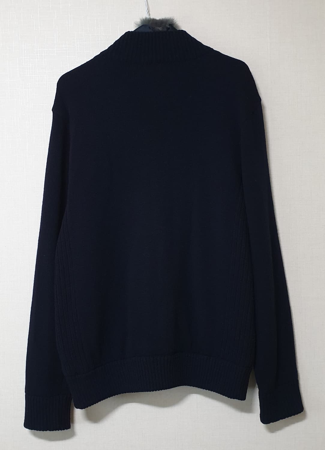 지센옴므 니트 집업 가디건 95사이즈 상품이미지2