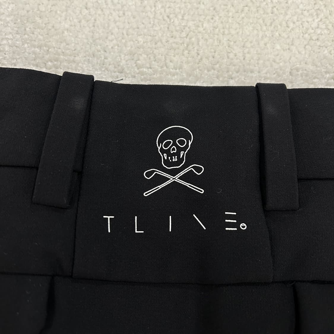 마크앤로나 정품 TLINE 해골 골프 미디스커트 27 상품이미지2