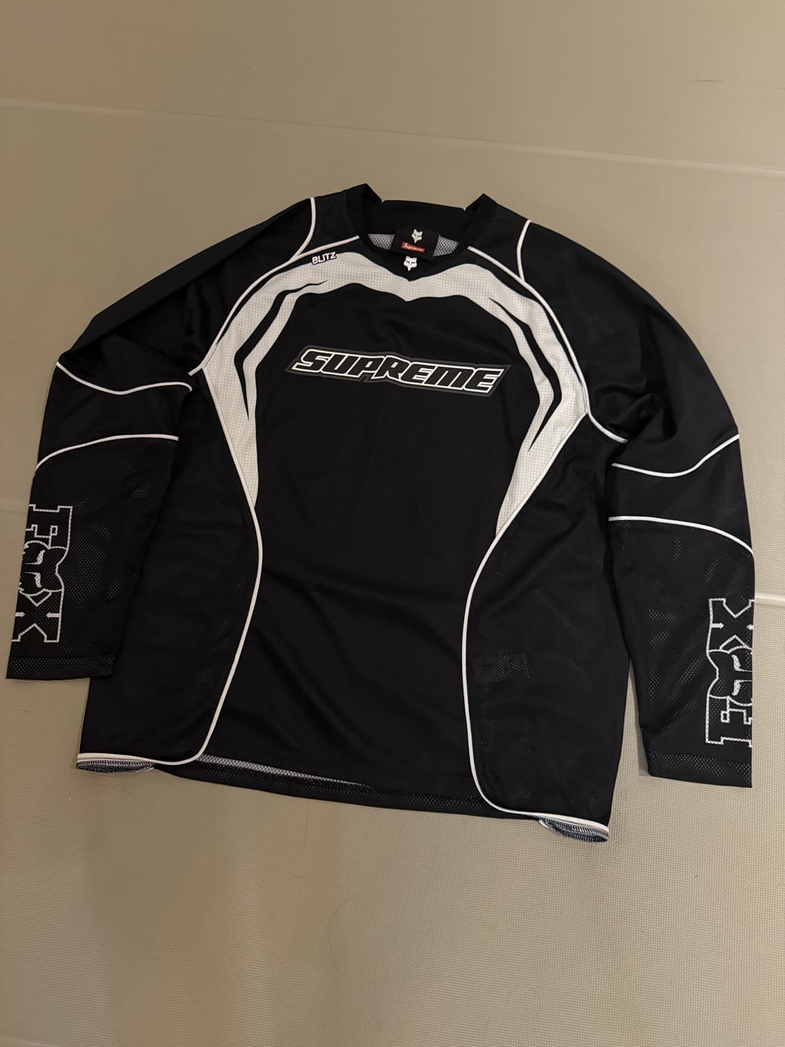 (S) 슈프림 폭스 롱슬리브 상품이미지1