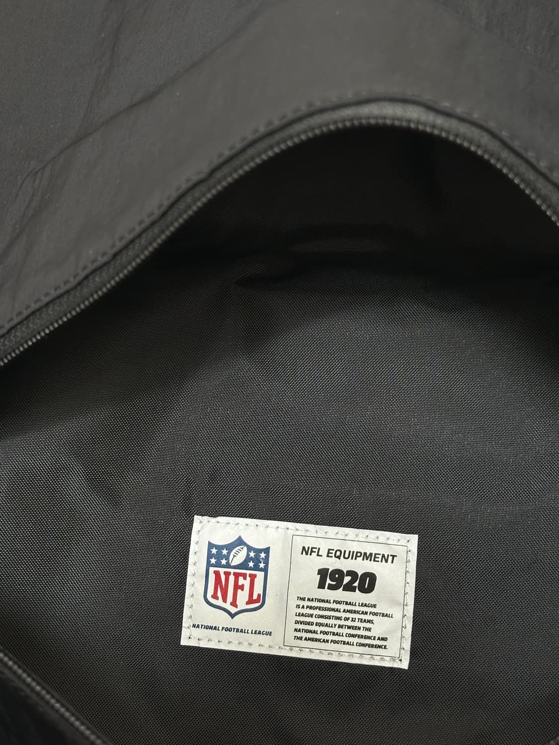 NFL 블랙 메신저백 크로스백 상품이미지9