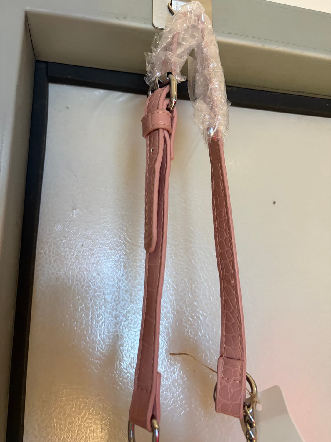 악어 패턴 핑크 크로스 미니백 상품이미지3