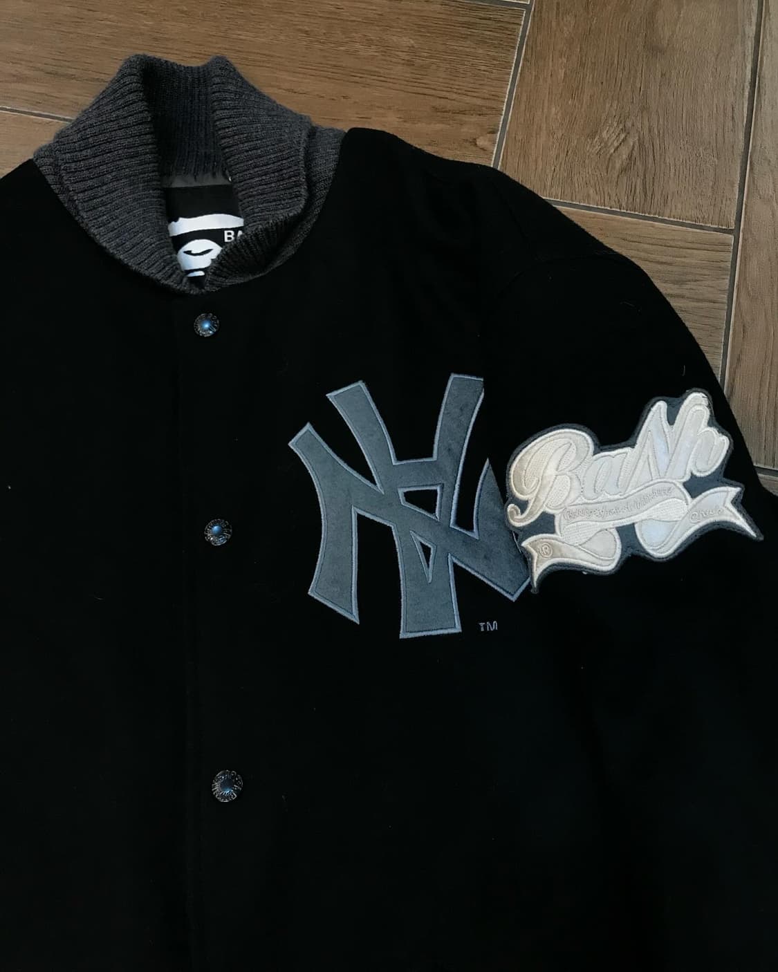 Bape X Neighborhood Collaboration 바시티자켓 상품이미지7