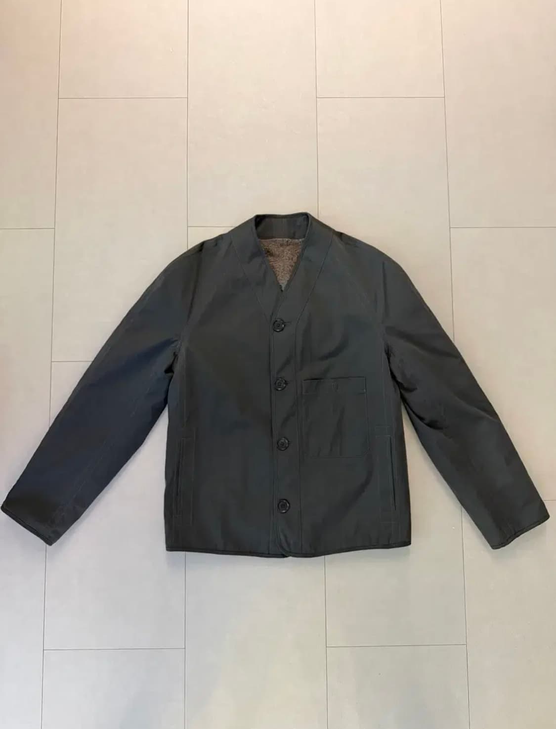 르메르 V넥 리버시블 라이너 자켓 상품이미지2