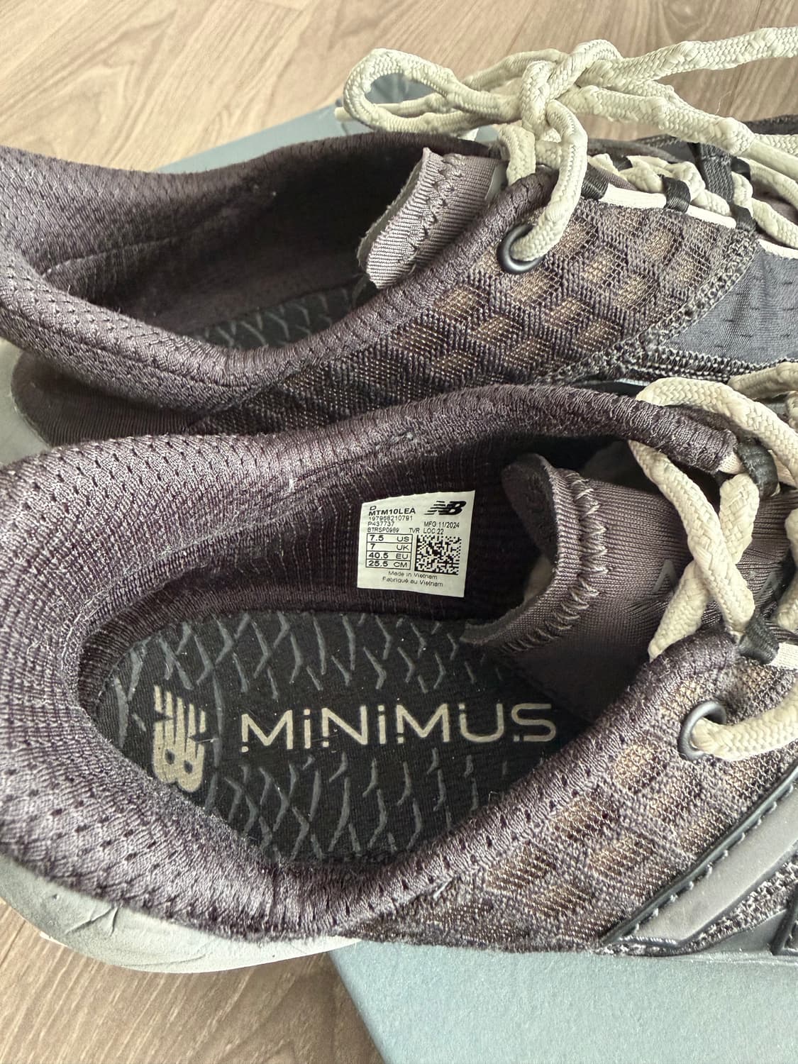 뉴발란스 미니머스 트레일 블랙 255 상품이미지2