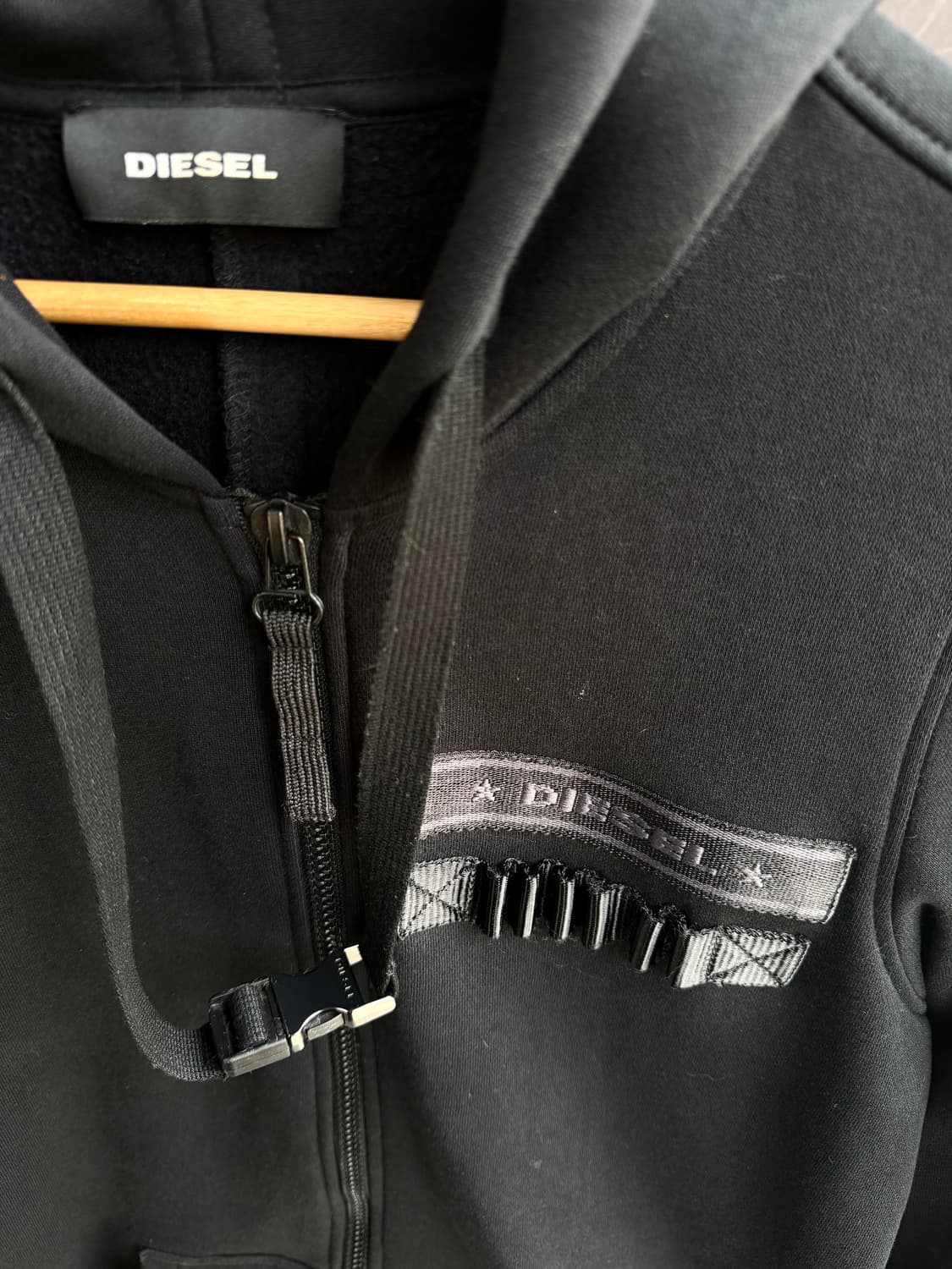 S/ 디젤 멀티버클 프론트로고 기모 후드집업 상품이미지5