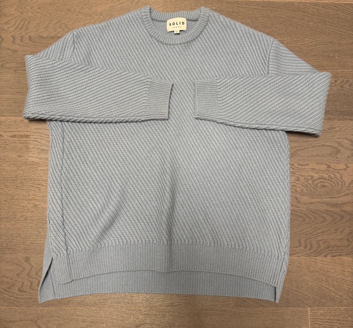 솔리드옴므 니트 상품이미지1
