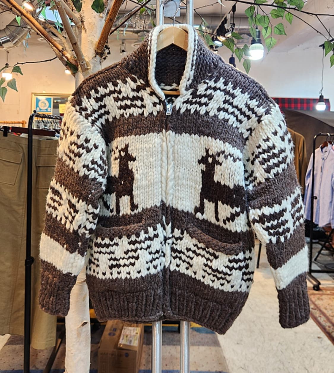 캐나다 핸드메이드 두툼한 양모 인디언 코위찬 스웨터 cowichan 상품이미지1